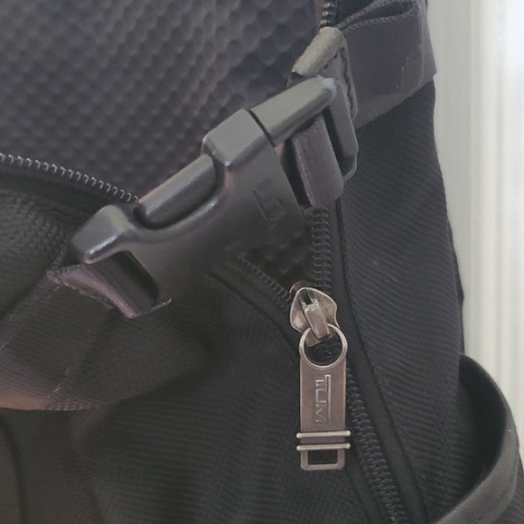 Authentic TUMI Sleek Black Men's Backpack